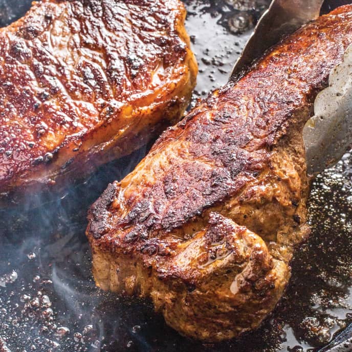 How Do You Cook Perfect Steak Without A Grill Use A Cast Iron Skillet 